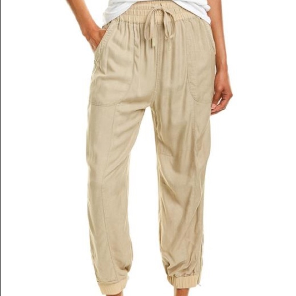 NWOT Free People HALFZIES Jogger Pants in Desert Sage Z525-6